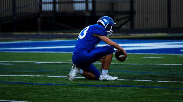 Never Back Down, Never Give Up